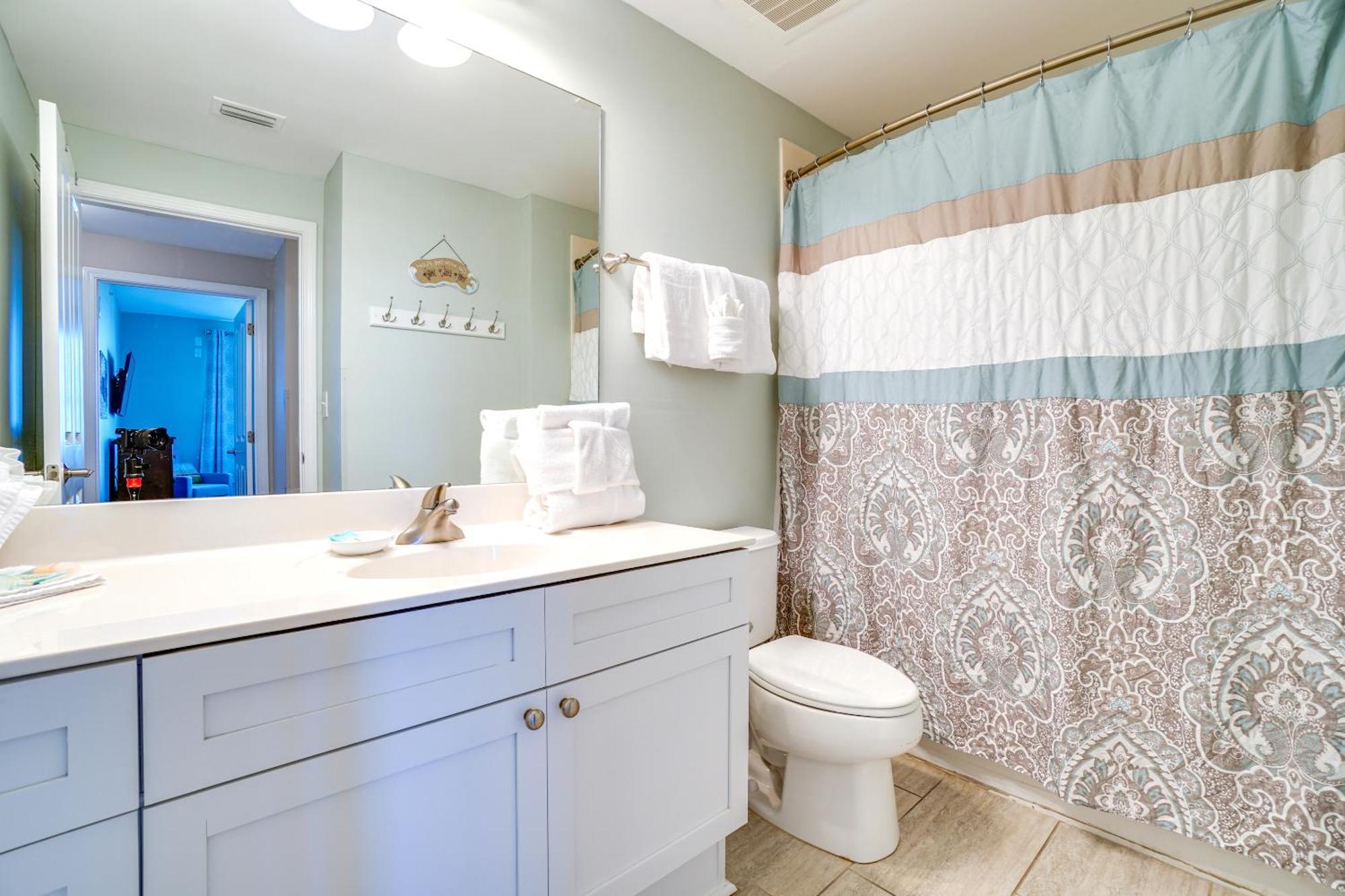 Aqua Beach Resort By Panhandle Getaways Panama City Beach Room photo